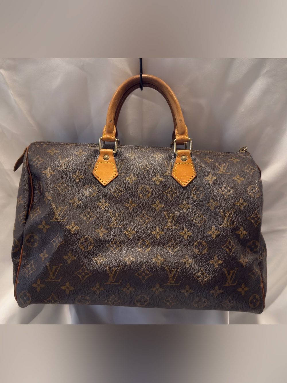 Louis Vuitton Speedy 35 Monogram Convas Tote